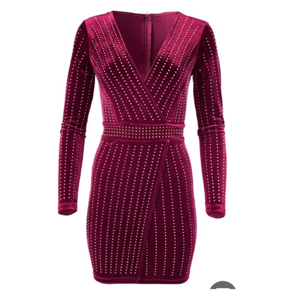 NWOT Venus Woman’s Large Burgundy Embellished Velvet Dress
